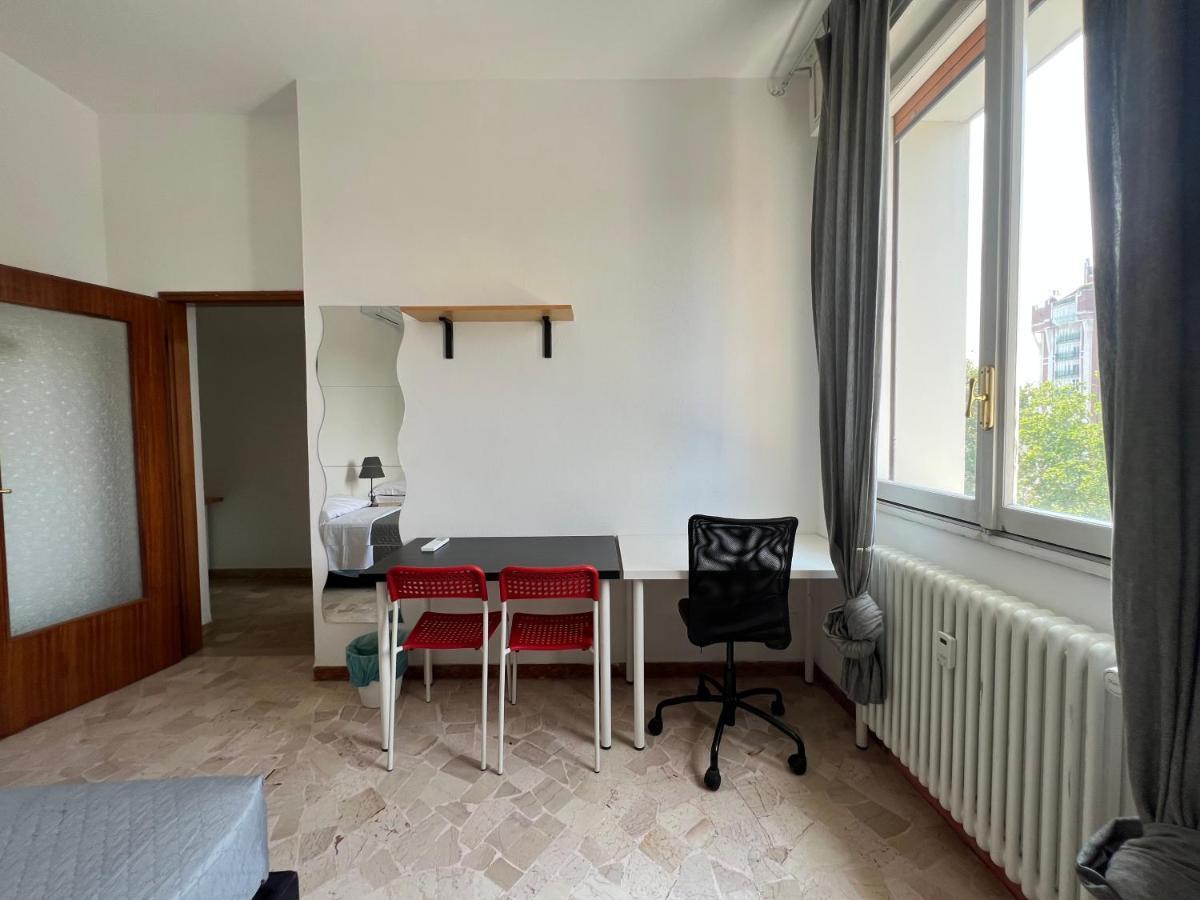 Bologna Fiera Fani Apartment ภายนอก รูปภาพ